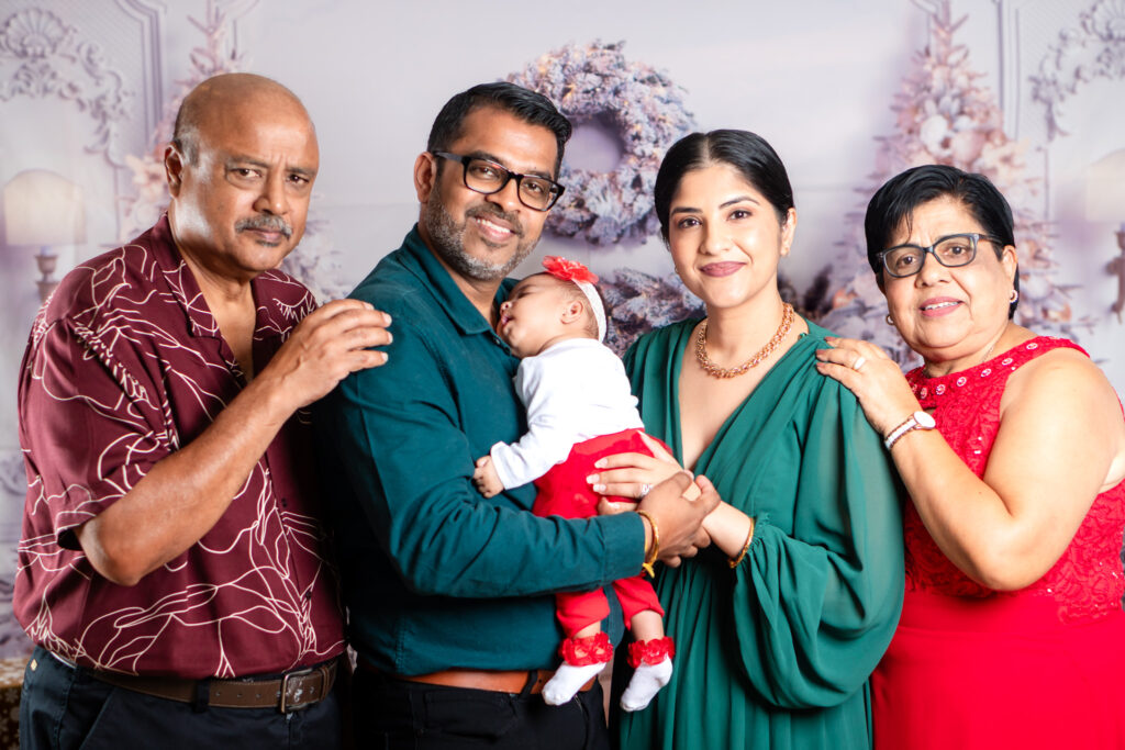 Krystal – Christmas Photos